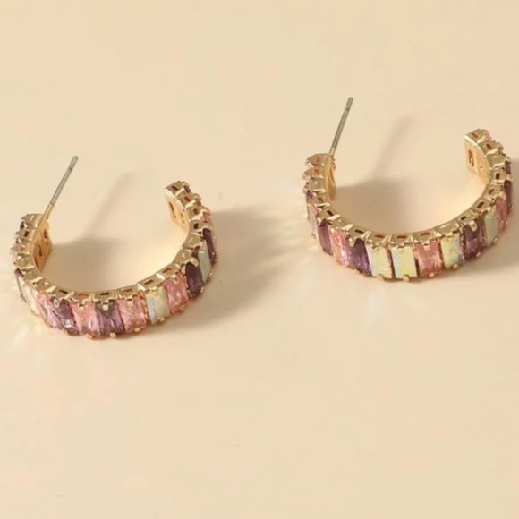 ⭐️✨✨FREE Rainbow Baguette Faux Boho Hoop Peasant Street Hippie Crescent Earrings - Picture 3 of 3
